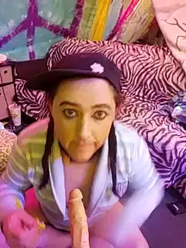 Boo-boo kittyfux online show from 12.27.24