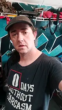 Boo-boo kittyfux online show from 11.23.25