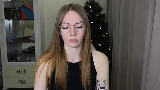 littlevildevil online show from 12.12.24