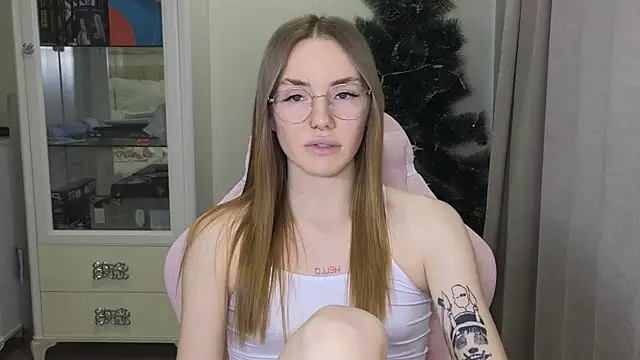 littlevildevil online show from 01.06.25