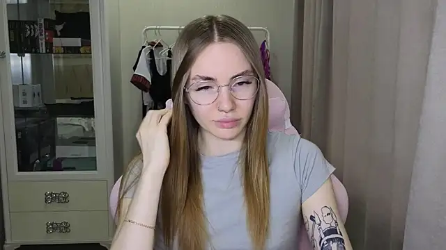 littlevildevil online show from 01.27.25