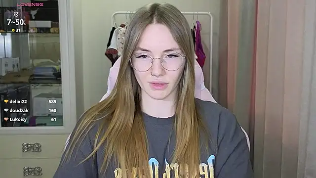 littlevildevil online show from 02.28.25