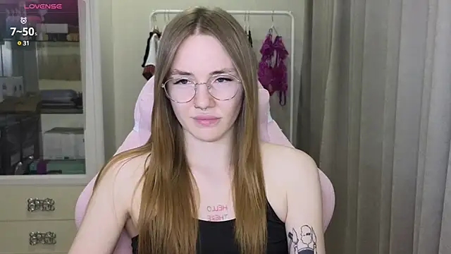 littlevildevil online show from 03.01.25