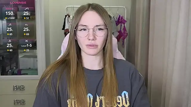 littlevildevil online show from 03.03.25