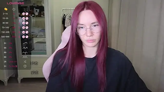 littlevildevil online show from 09.09.25