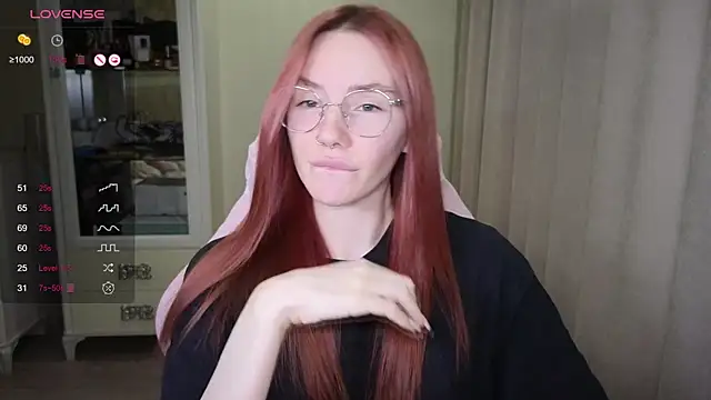 littlevildevil online show from 10.15.25