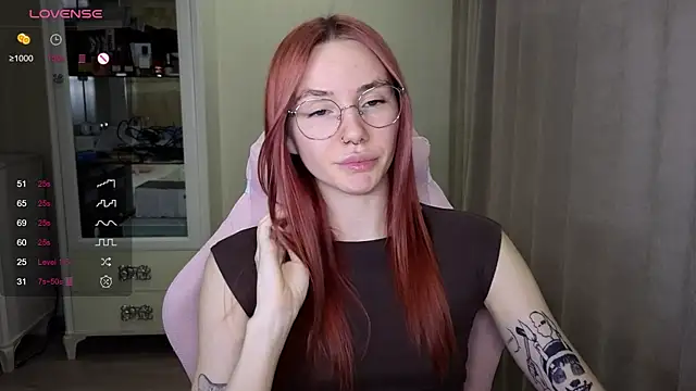 littlevildevil online show from 10.18.25