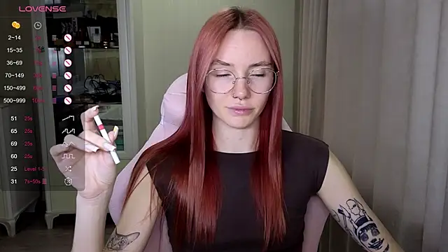 littlevildevil online show from 10.21.25