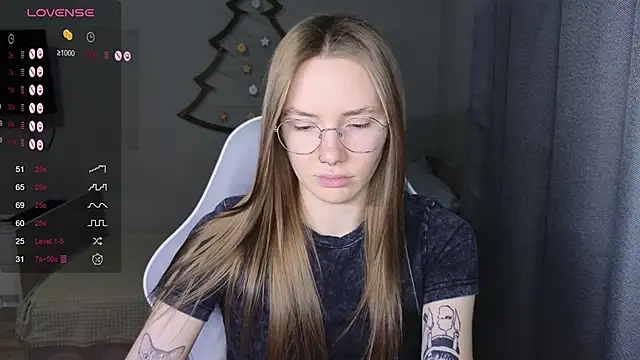 littlevildevil online show from 01.13.26