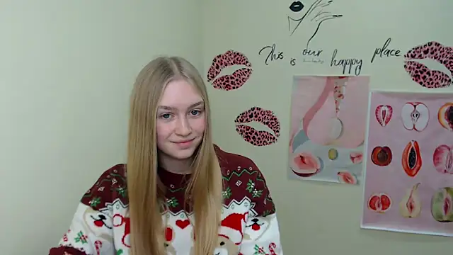 Snapshot of MademoiselleCl chatting on 01.18.25 MademoiselleCl online show from 01.18.25