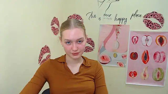 Snapshot of MademoiselleCl chatting on 02.19.25 MademoiselleCl online show from 02.19.25