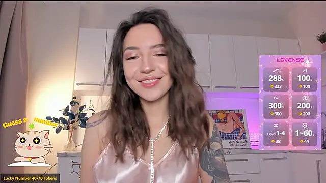 Oh My Dianee online show from 01.07.25