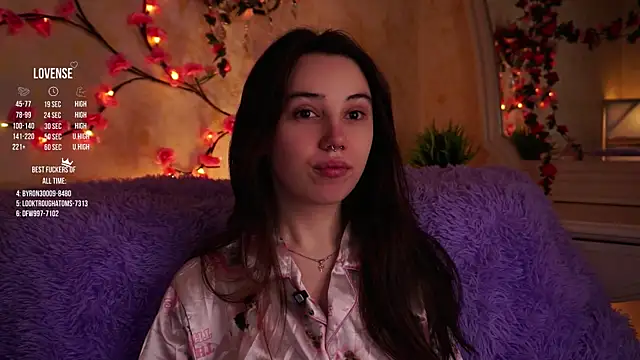 GillianDowdey online show from 11.28.25