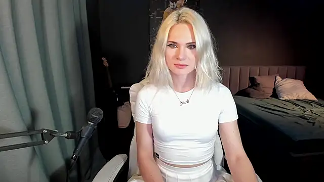 Milena marshmalows online show from 02.23.25