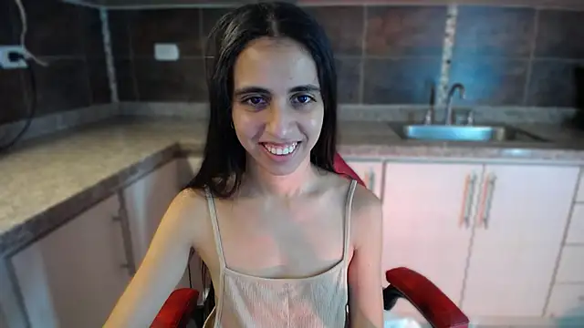 anna alvarez online show from 10.27.25