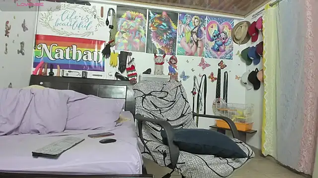 Snapshot of nathan_sanchez chatting on 11.22.25 nathan sanchez online show from 11.22.25