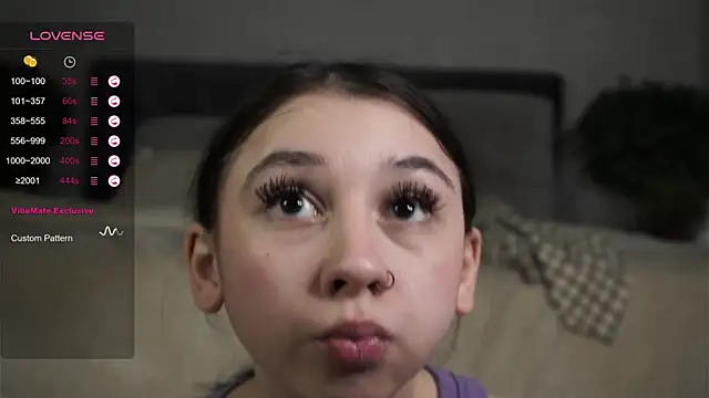 AislyEmbury online show from 02.06.25