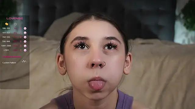 AislyEmbury online show from 02.13.25