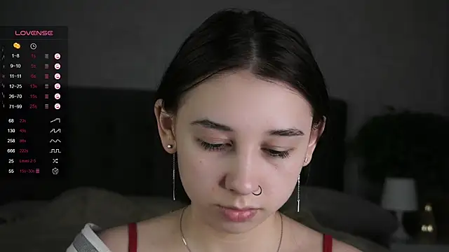 AislyEmbury online show from 03.14.25