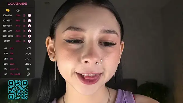 AislyEmbury online show from 10.17.25