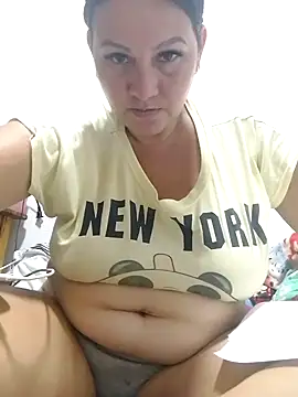 lupita 2023 online show from 10.18.25