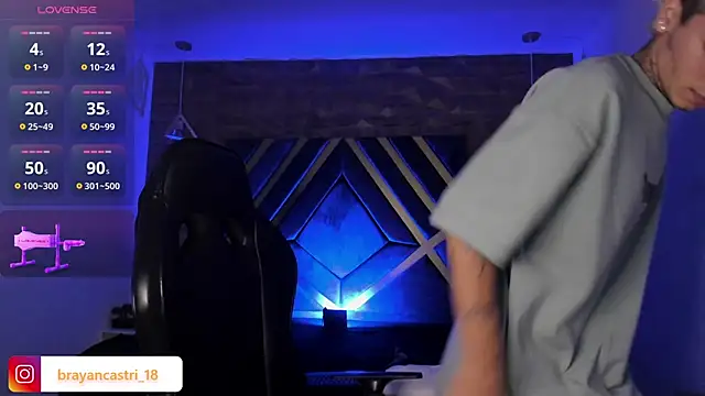 Ian Castillo  online show from 03.05.26