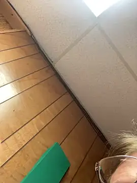 Tonybaloney1972 online show from 02.10.25