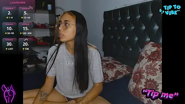 AntonellaAndNoah online show from 02.06.25