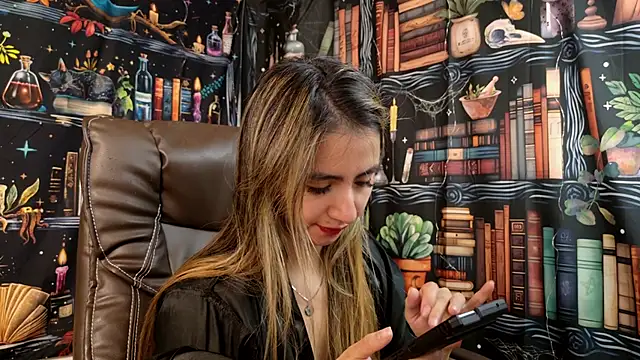 julietta   jackson online show from 01.07.25