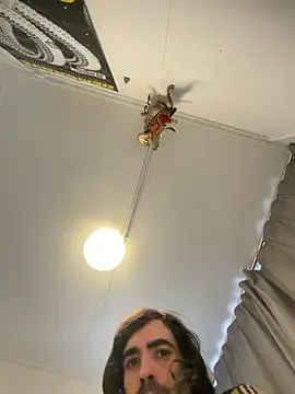 Snapshot of wolfwhite95 chatting on 10.31.25 wolfwhite95 online show from 10.31.25