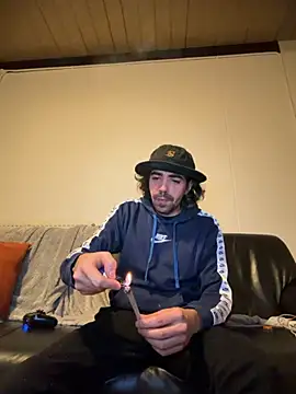 Snapshot of wolfwhite95 chatting on 11.02.25 wolfwhite95 online show from 11.02.25