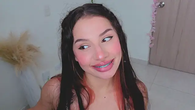 Mia adams66 online show from 10.03.25