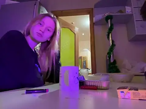 saint cat25 online show from 02.04.25