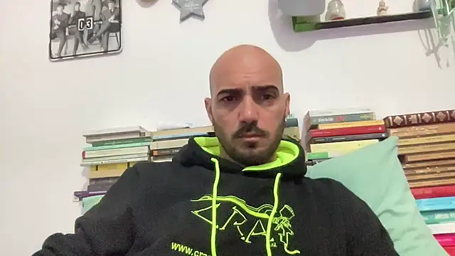 alessandromori91 online show from 04.15.26