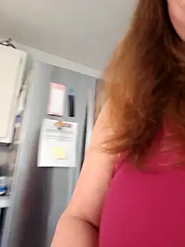 Snapshot of MsShelby40 chatting on 11.08.25 MsShelby40 online show from 11.08.25