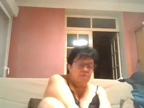 Vandeae44 online show from 12.15.24