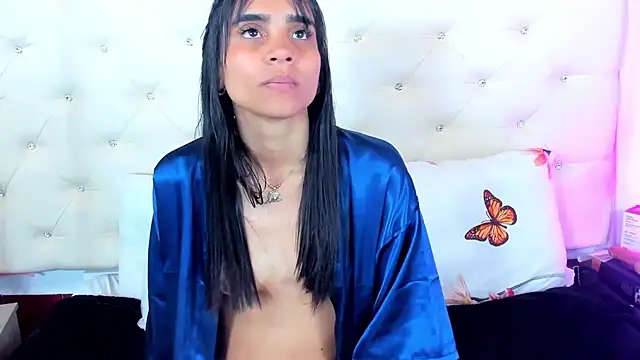 Snapshot of sophie_pariss chatting on 02.20.25 sophie pariss online show from 02.20.25