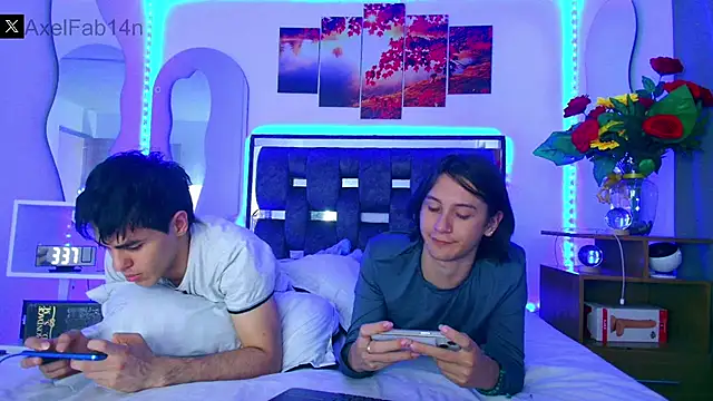 Snapshot of Alex_and_Fabian chatting on 01.24.25 Alex and Fabian online show from 01.24.25