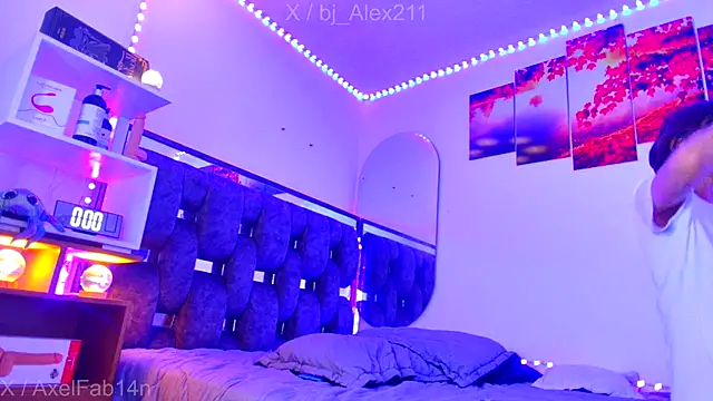 Snapshot of Alex_and_Fabian chatting on 11.23.25 Alex and Fabian online show from 11.23.25