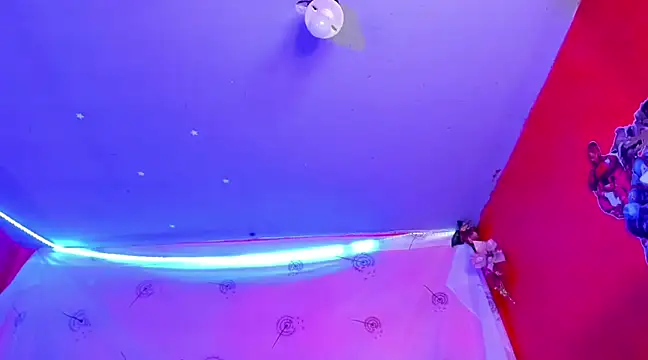 Snapshot of AnggelONfiree chatting on 12.28.24 AnggelONfiree online show from 12.28.24