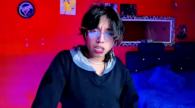 Snapshot of AnggelONfiree chatting on 02.04.25 AnggelONfiree online show from 02.04.25