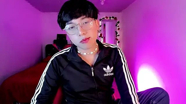 Snapshot of AnggelONfiree chatting on 11.22.25 AnggelONfiree online show from 11.22.25