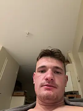 Snapshot of krov chatting on 01.03.25 krov online show from 01.03.25