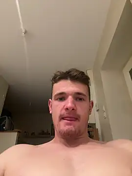 Snapshot of krov chatting on 01.05.25 krov online show from 01.05.25