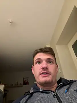 Snapshot of krov chatting on 01.11.25 krov online show from 01.11.25