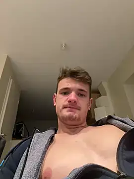 Snapshot of krov chatting on 01.12.25 krov online show from 01.12.25