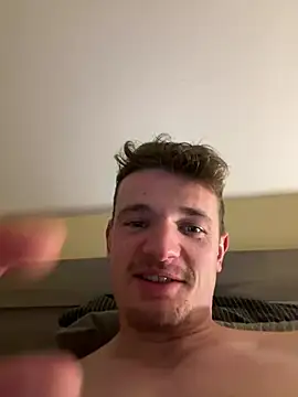 Snapshot of krov chatting on 01.17.25 krov online show from 01.17.25