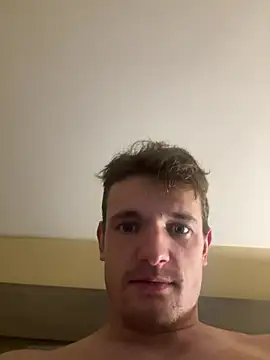 Snapshot of krov chatting on 02.09.25 krov online show from 02.09.25