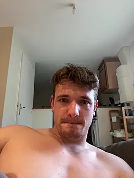 Snapshot of krov chatting on 02.16.25 krov online show from 02.16.25