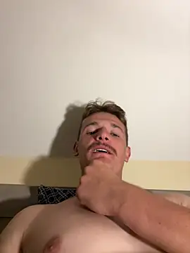 Snapshot of krov chatting on 10.09.25 krov online show from 10.09.25